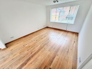 Echo Close Saltney